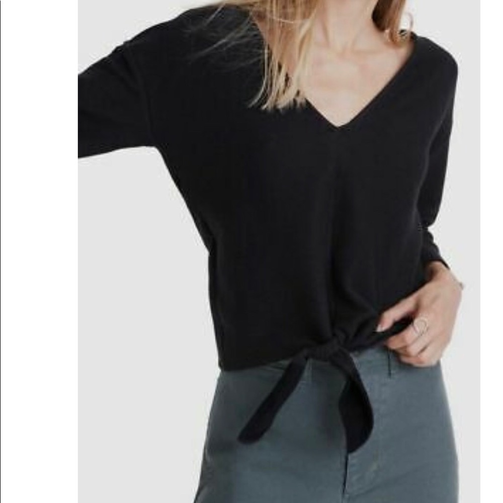 Madewell texture & thread tie front top. Small.